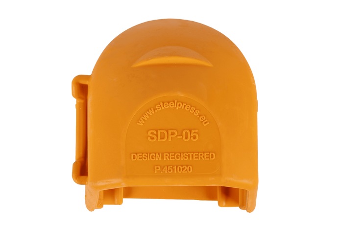 Safety cover for the STEELPRESS SDP-05 Soft Dock ball hitch with space for the plug